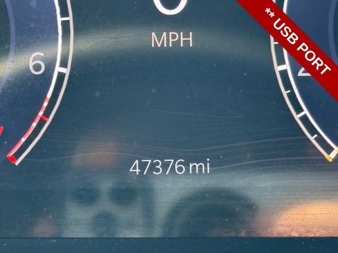 Used 2023 Jeep Grand Cherokee Limited w/ Black Appearance Package image 22