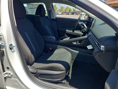 New 2025 Hyundai Elantra Sport image 15