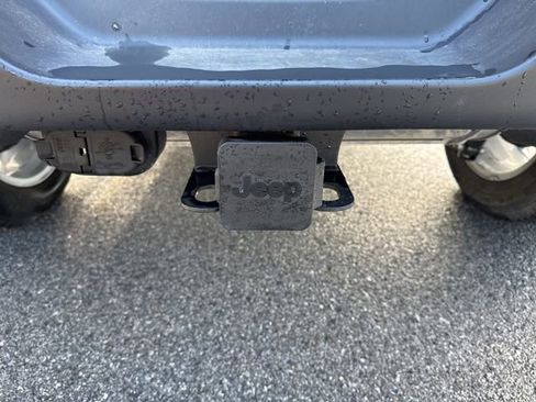 Used 2024 Jeep Wrangler Unlimited w/ Convenience Group image 27