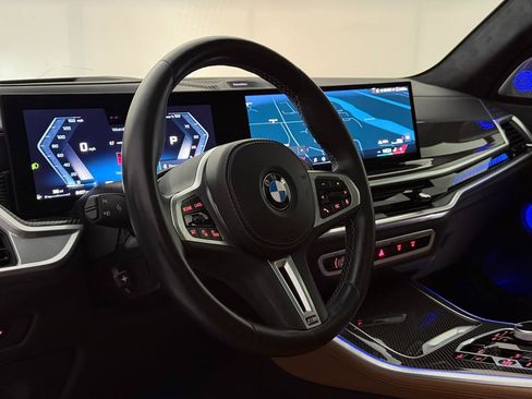 Used 2024 BMW X5 M60i image 19