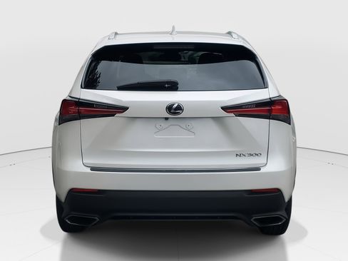 Used 2020 Lexus NX 300 FWD image 6