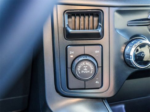 Used 2024 Ford F150 XLT w/ Equipment Group 302A MID image 32