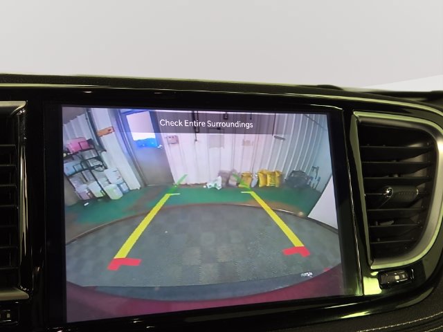 Used 2021 Chrysler Pacifica Limited w/ Uconnect Theater Family Group AWD/4WD image 17