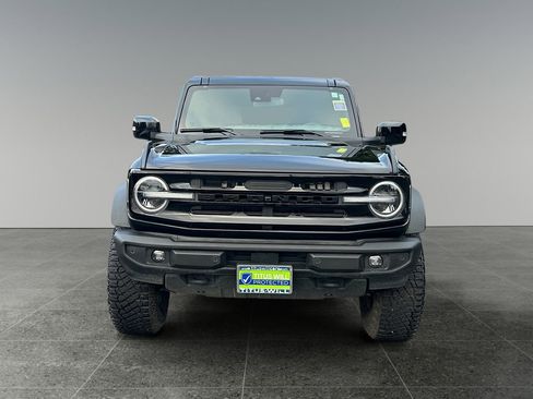 Used 2023 Ford Bronco Outer Banks w/ Sasquatch Package image 2