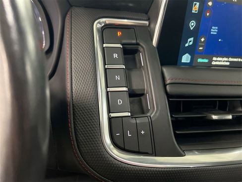 Used 2022 Chevrolet Tahoe RST w/ Sport Performance Package image 17