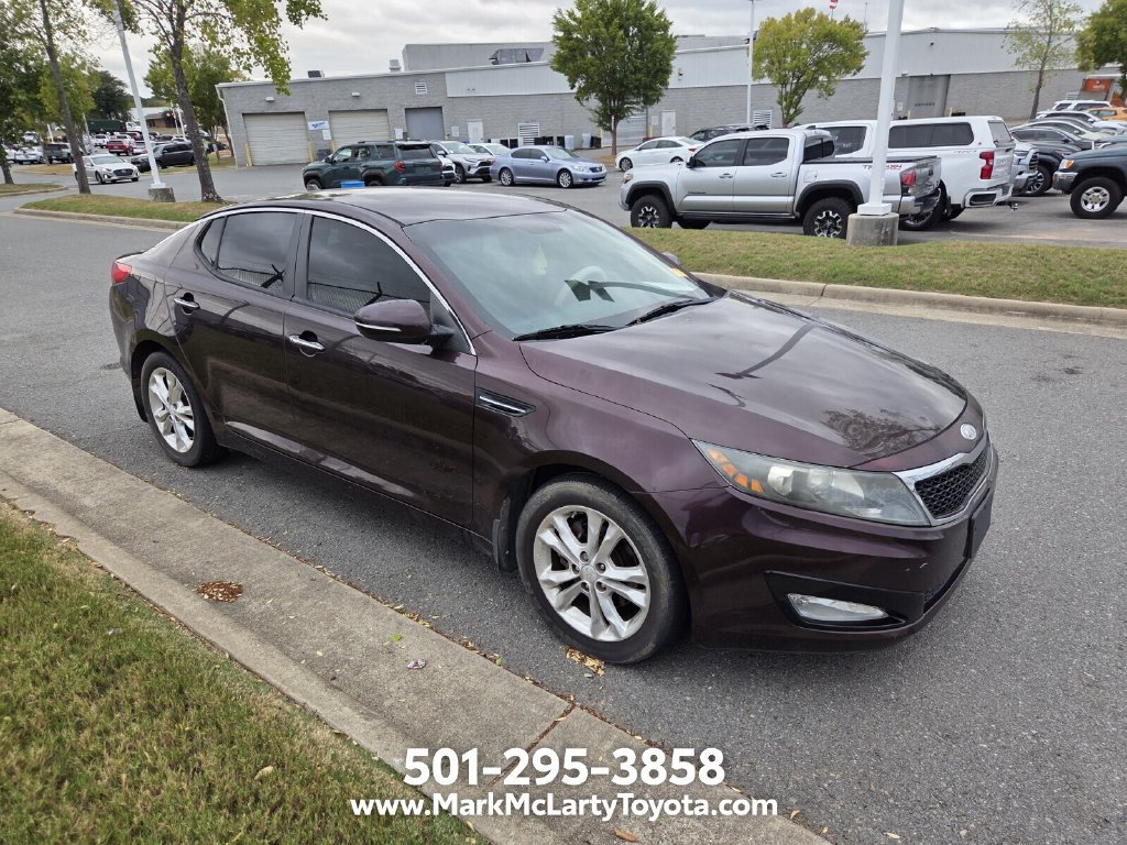 Used 2012 Kia Optima EX FWD image 2