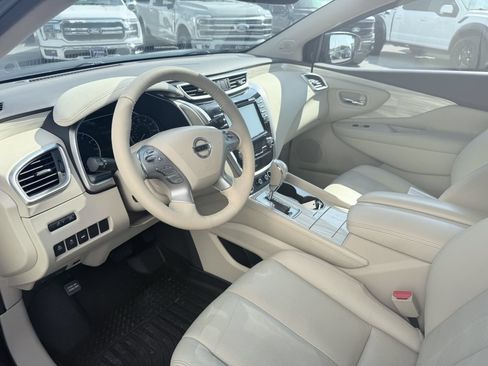 Used 2017 Nissan Murano Platinum w/ Platinum Technology Package FWD image 9