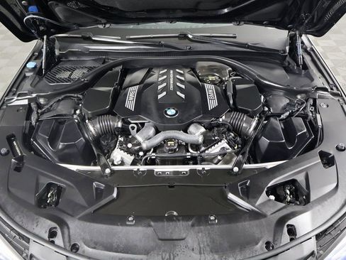 Used 2022 BMW M850i xDrive Convertible image 16