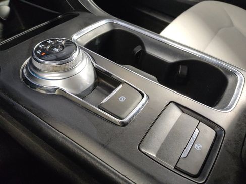 Used 2019 Ford Fusion SE w/ Equipment Group 151A image 26