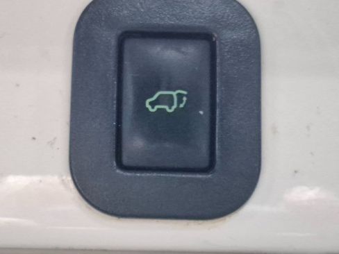 Used 2014 Toyota Sienna Limited image 29