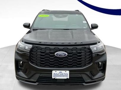 Used 2025 Ford Explorer ST-Line w/ Premium Package