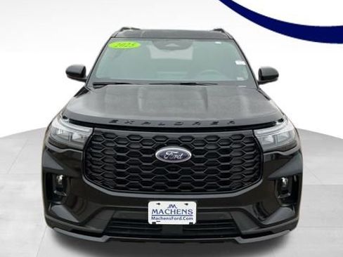 Used 2025 Ford Explorer ST-Line w/ Premium Package image 1