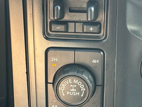 Used 2024 Ford F150 Raptor AWD/4WD image 31