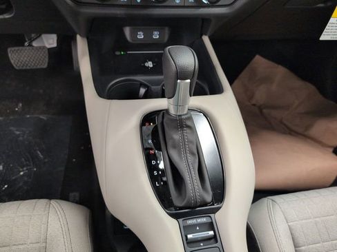 New 2026 Honda HR-V LX image 17