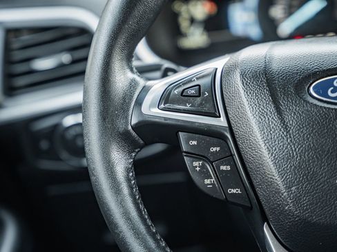 Used 2017 Ford Edge SEL w/ Equipment Group 201A image 27