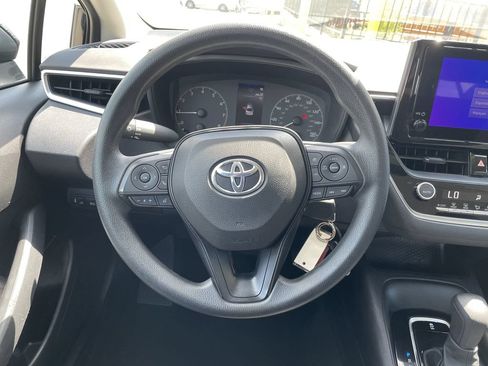 Used 2023 Toyota Corolla LE FWD image 16