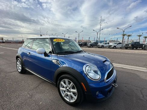Used 2013 MINI Cooper S w/ Technology Pkg image 6