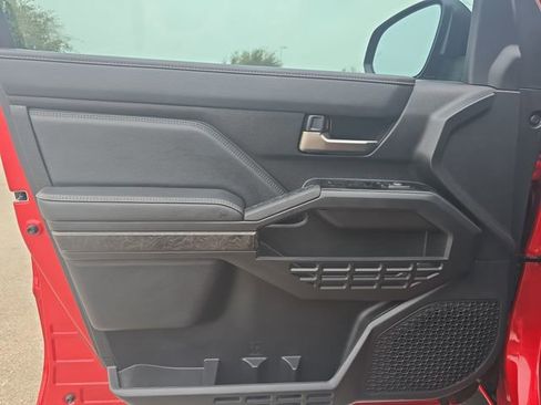 Certified 2025 Toyota Tacoma Limited image 25