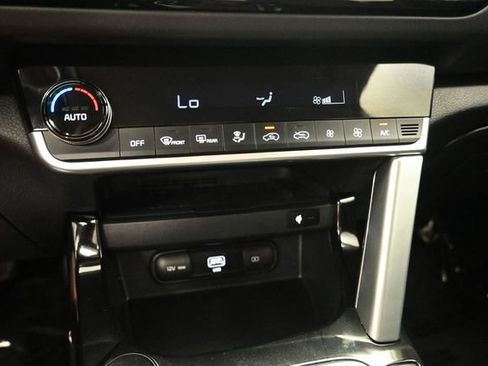 Used 2023 Kia Seltos SX AWD/4WD image 19