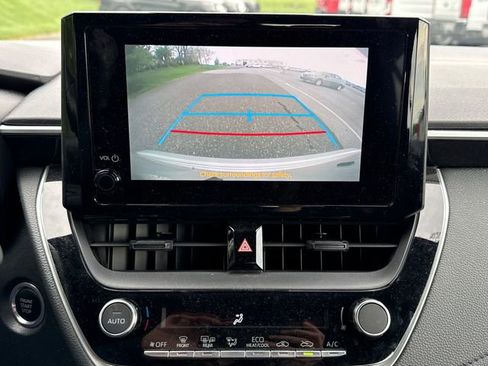 Used 2023 Toyota Corolla SE FWD image 28