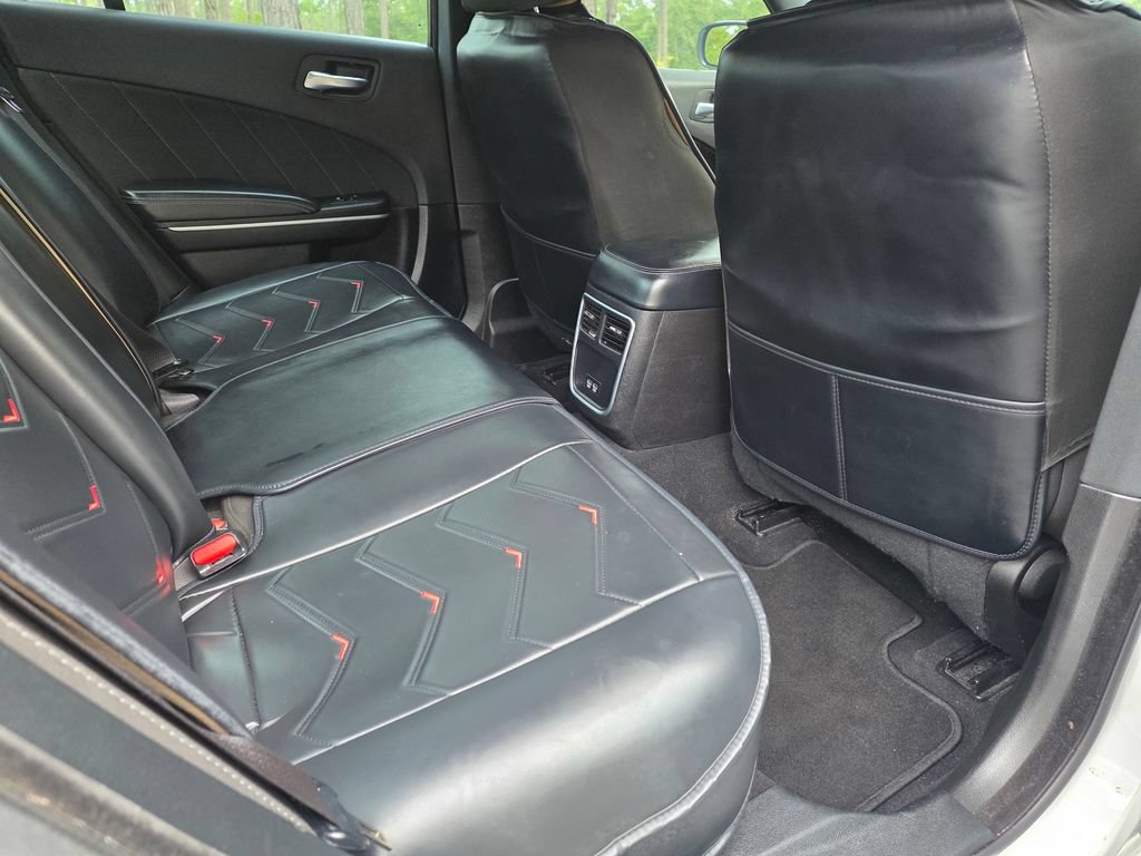 Used 2022 Dodge Charger SXT RWD image 21