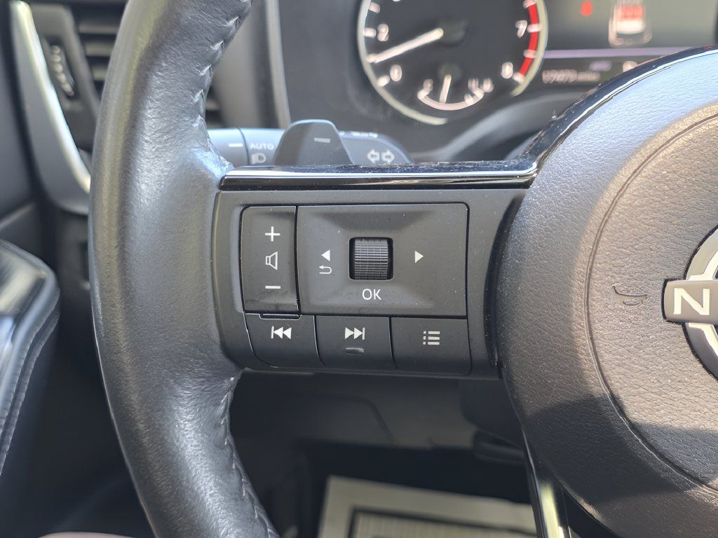 Used 2023 Nissan Rogue SV w/ SV Premium B Package AWD/4WD image 19