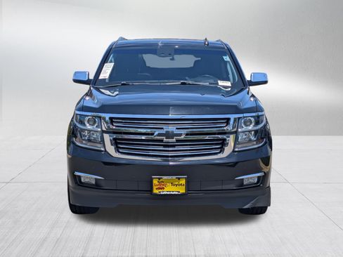 Used 2019 Chevrolet Suburban Premier AWD/4WD image 2