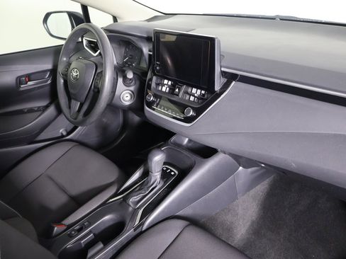 Used 2023 Toyota Corolla LE image 24
