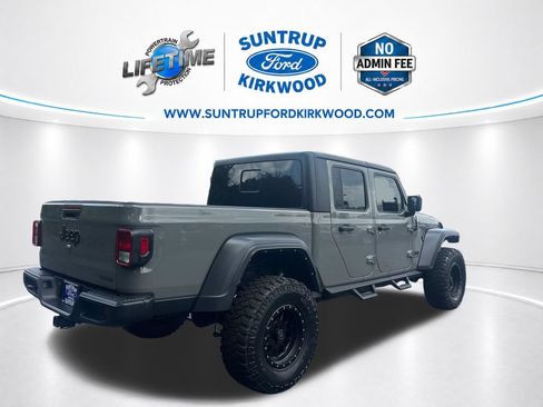 Used 2021 Jeep Gladiator Sport AWD/4WD image 6