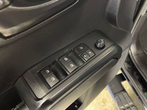 Certified 2021 Toyota Tacoma SR w/ SR Convenience Package RWD image 16