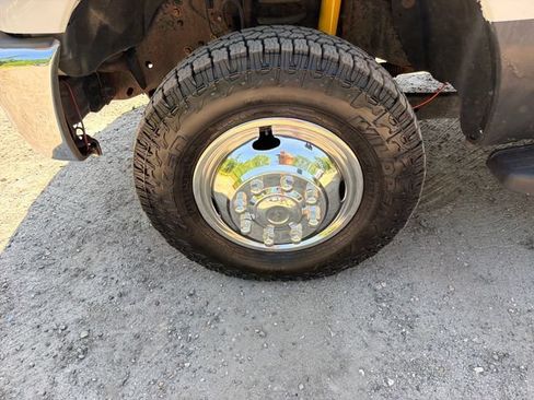 Used 2016 Ford F350 XLT w/ Snow Plow Prep Package AWD/4WD image 30