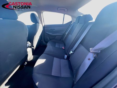 Used 2024 Nissan Sentra SV image 31