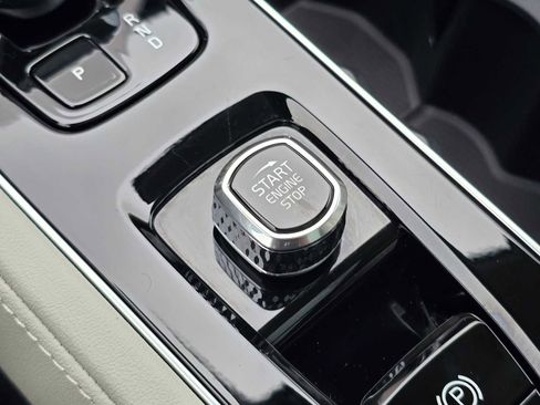 New 2026 Volvo XC90 B6 Ultra w/ Protection Package image 34