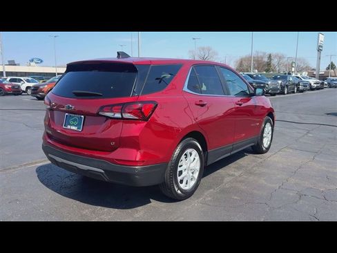 Certified 2024 Chevrolet Equinox LT w/ LPO, Floor Liner Package image 8