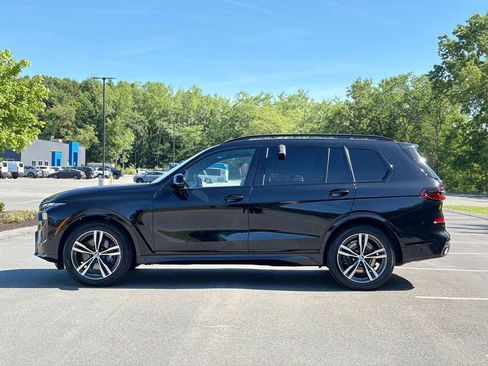 Certified 2024 BMW X7 xDrive40i w/ Executive Package AWD/4WD image 3