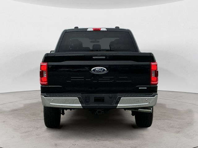 Used 2022 Ford F150 XLT w/ XTR Package AWD/4WD image 4