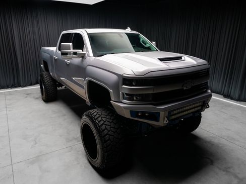 Used 2016 Chevrolet Silverado 2500 LTZ w/ Duramax Plus Package AWD/4WD image 18