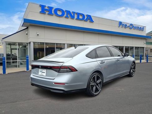 Used 2024 Honda Accord Sport image 4