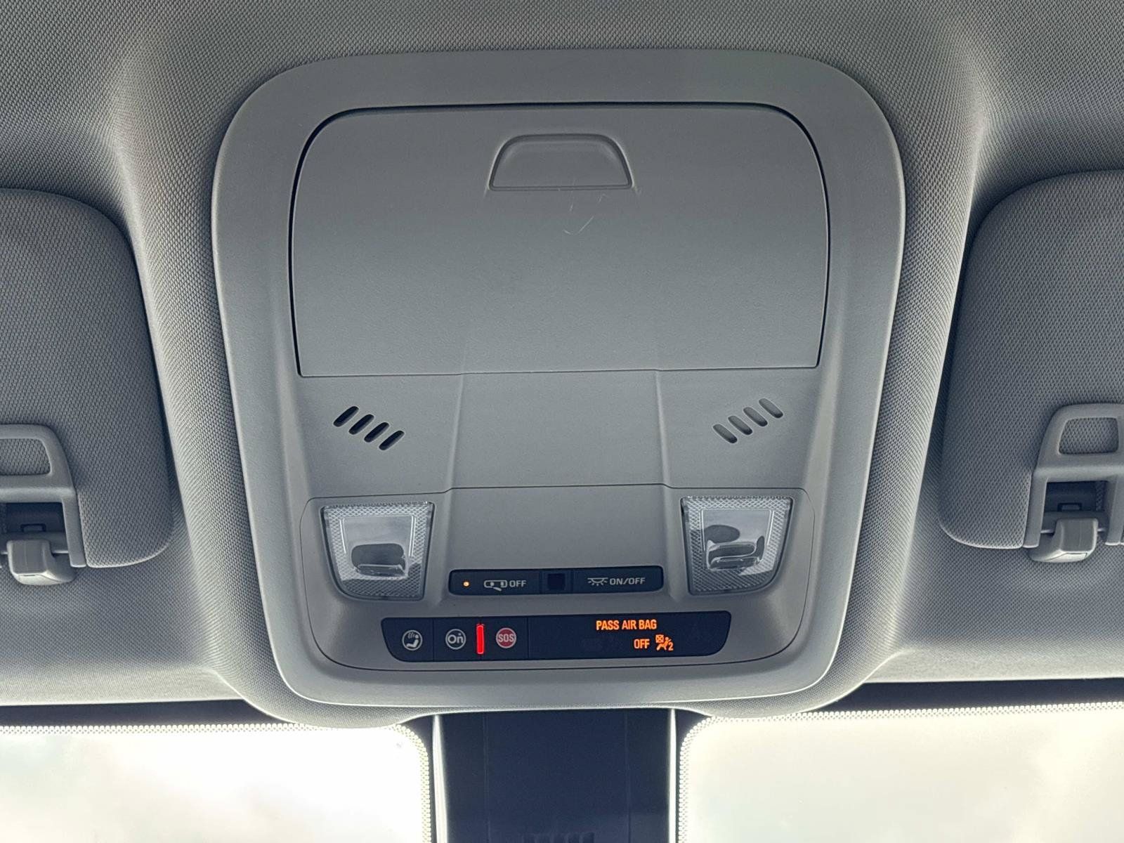 Used 2024 Chevrolet Equinox LT FWD image 24
