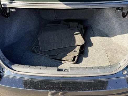 Used 2017 Honda Accord Sport image 4