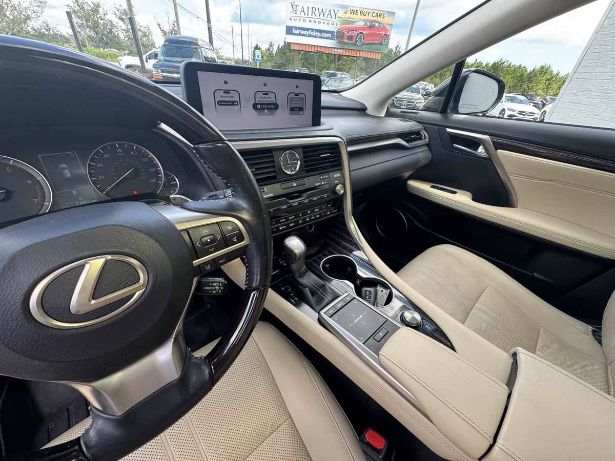 Used 2021 Lexus RX 350L Luxury w/ Accessory Package FWD image 15