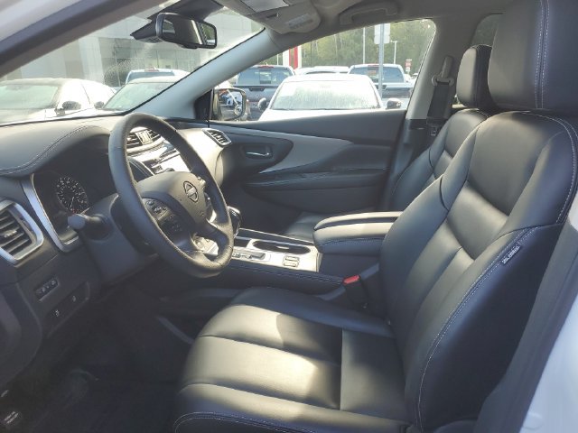 Used 2024 Nissan Murano SV w/ SV Midnight Edition Package FWD image 14