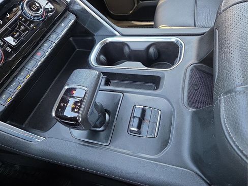 Used 2022 GMC Sierra 1500 Denali w/ Denali Reserve Package image 25