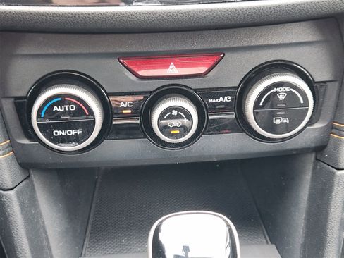 Used 2019 Subaru Crosstrek 2.0i Limited w/ Moonroof Package w/Navigation image 20