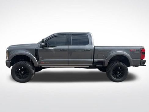 Used 2025 Ford F250 Platinum image 2