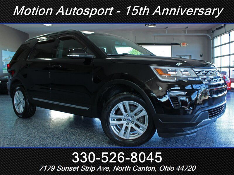 Used 2018 Ford Explorer XLT w/ Equipment Group 201A AWD/4WD image 2