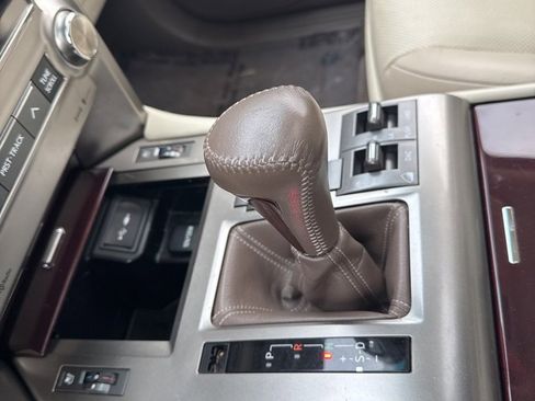 Used 2018 Lexus GX 460 Premium w/ Premium Package image 15