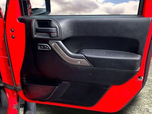 Used 2013 Jeep Wrangler Sport image 25