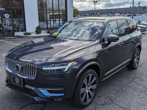 Used 2021 Volvo XC90 T6 Inscription w/ Protection Package image 2