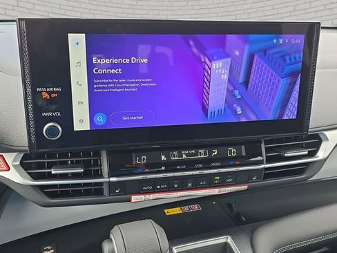 New 2026 Toyota Sienna XLE FWD image 23